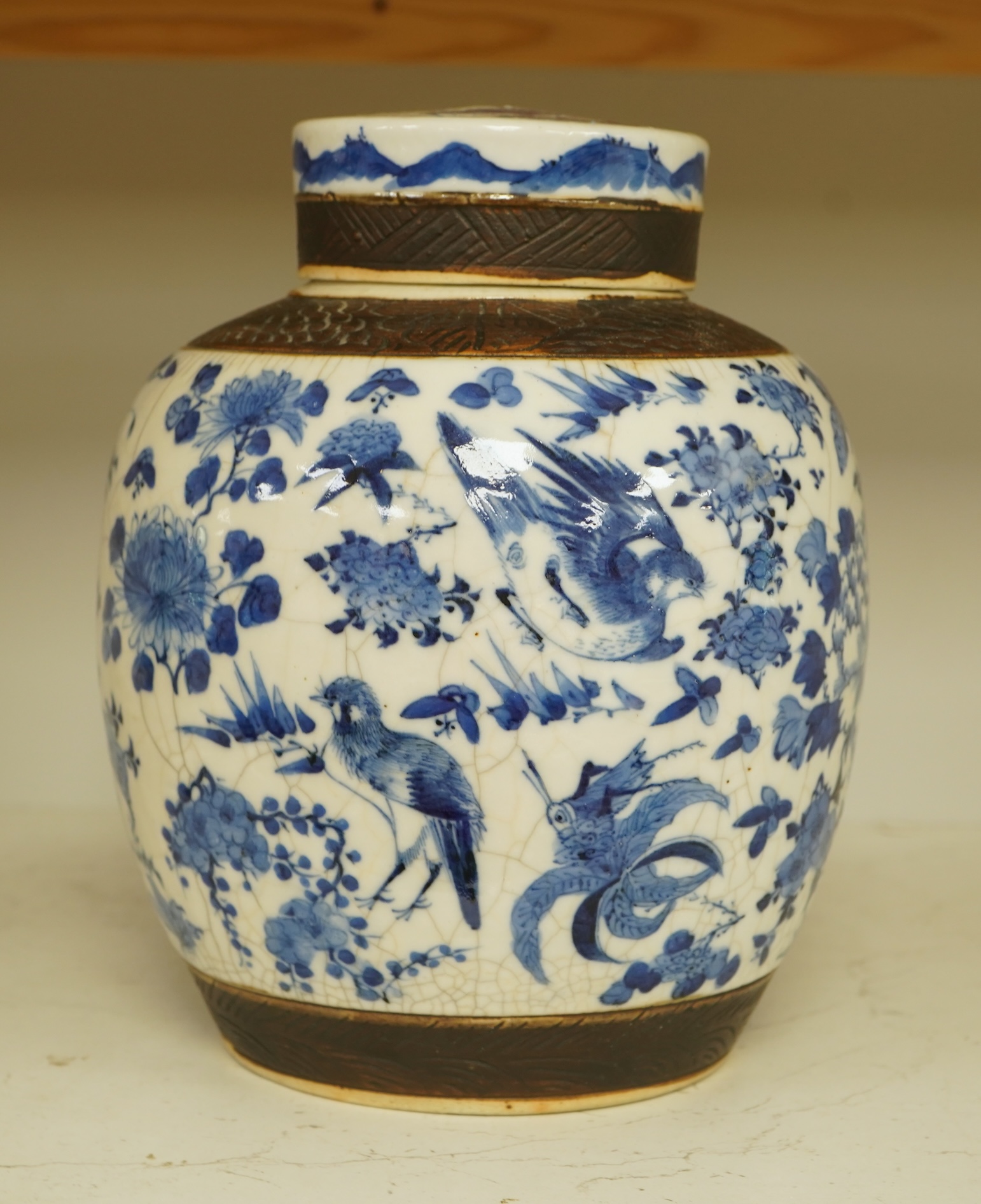 A Chinese blue and white crackle glaze ginger jar and cover, 26cm high